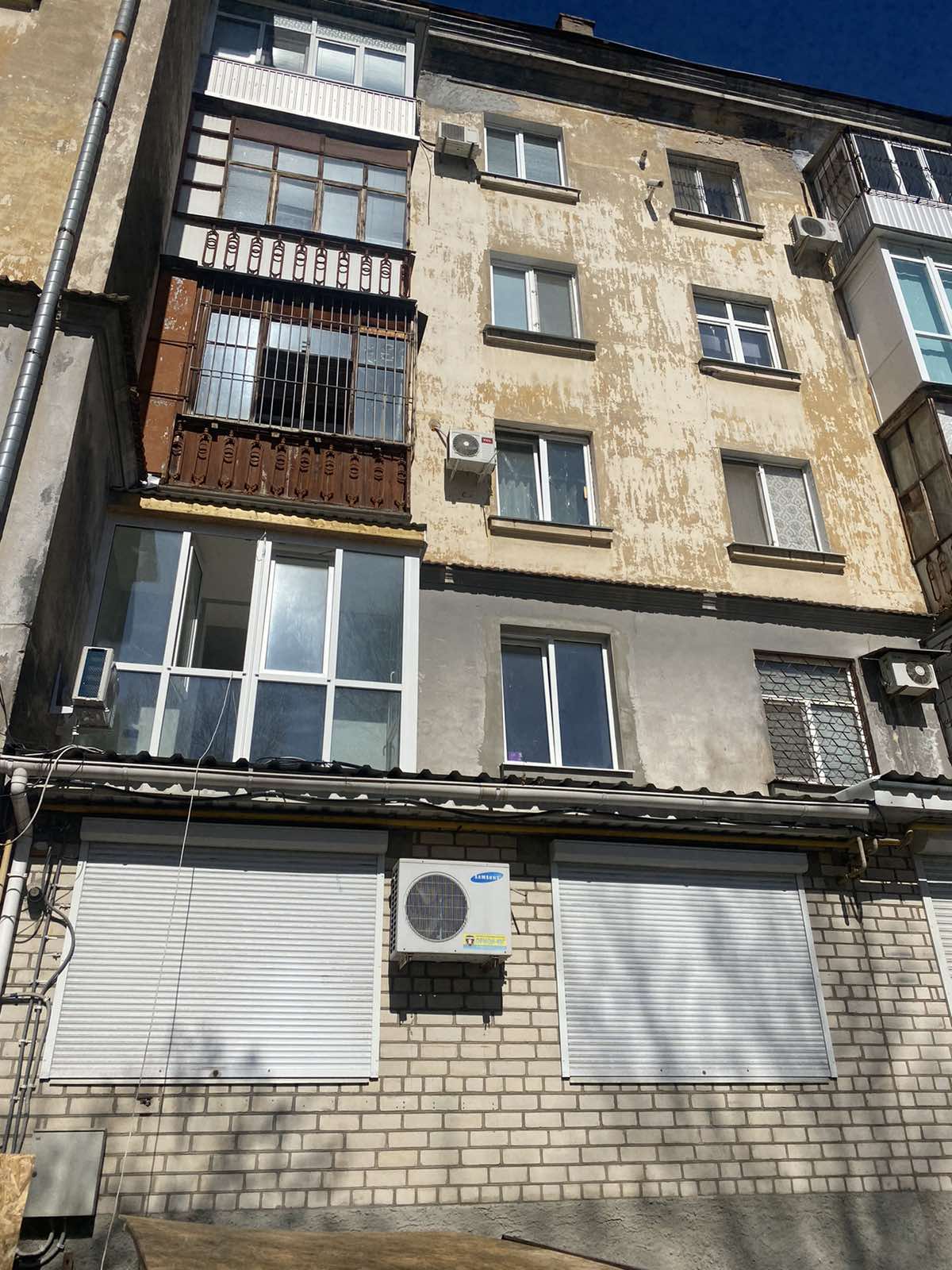 Обшивка склопакеті вікон та вітрин ОСБ в Миколаєві
