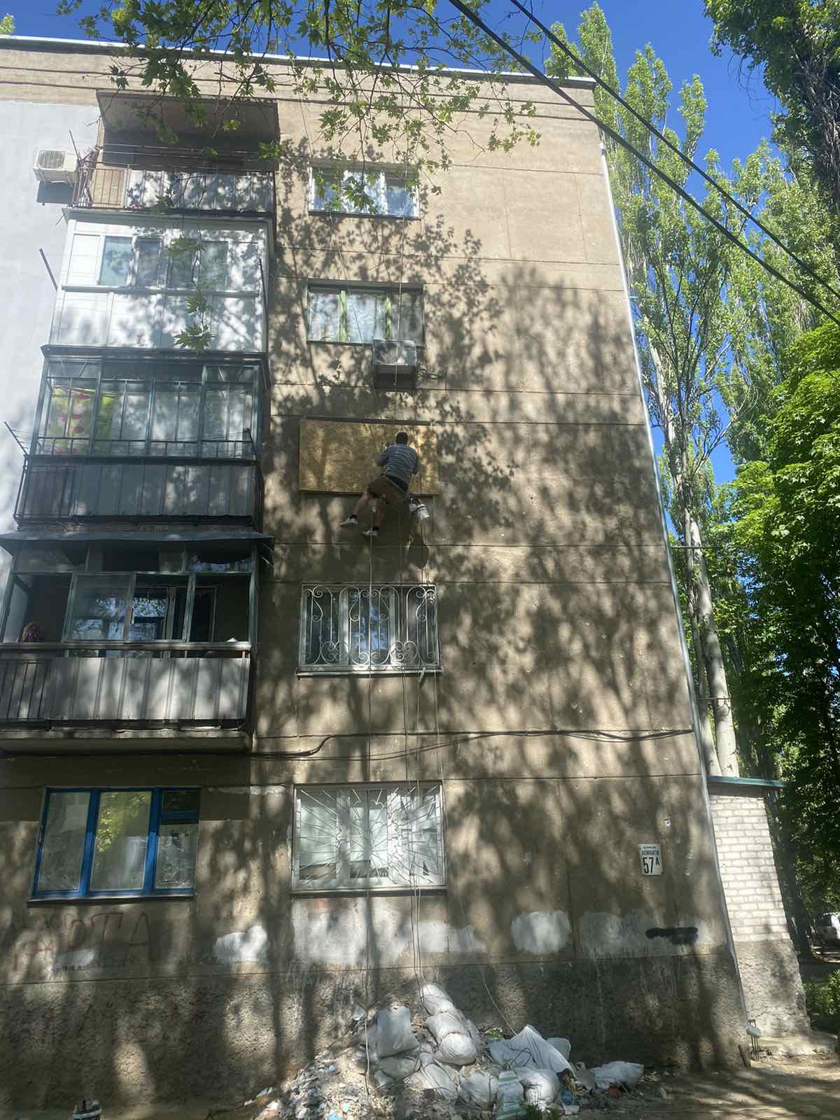 Зашивка стеклопакетов и фасадов ОСБ в Николаеве